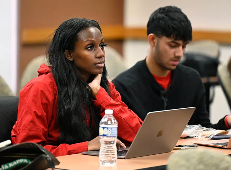undergrads in a business class